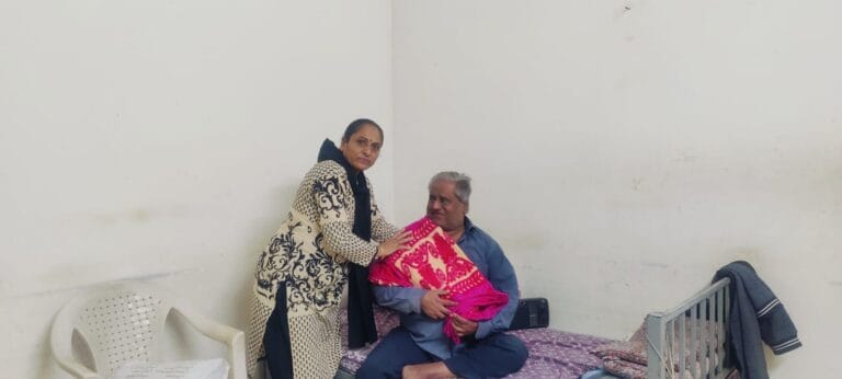 Sai Mandir Old Age Home, Anand: Warm Blanket Distribution