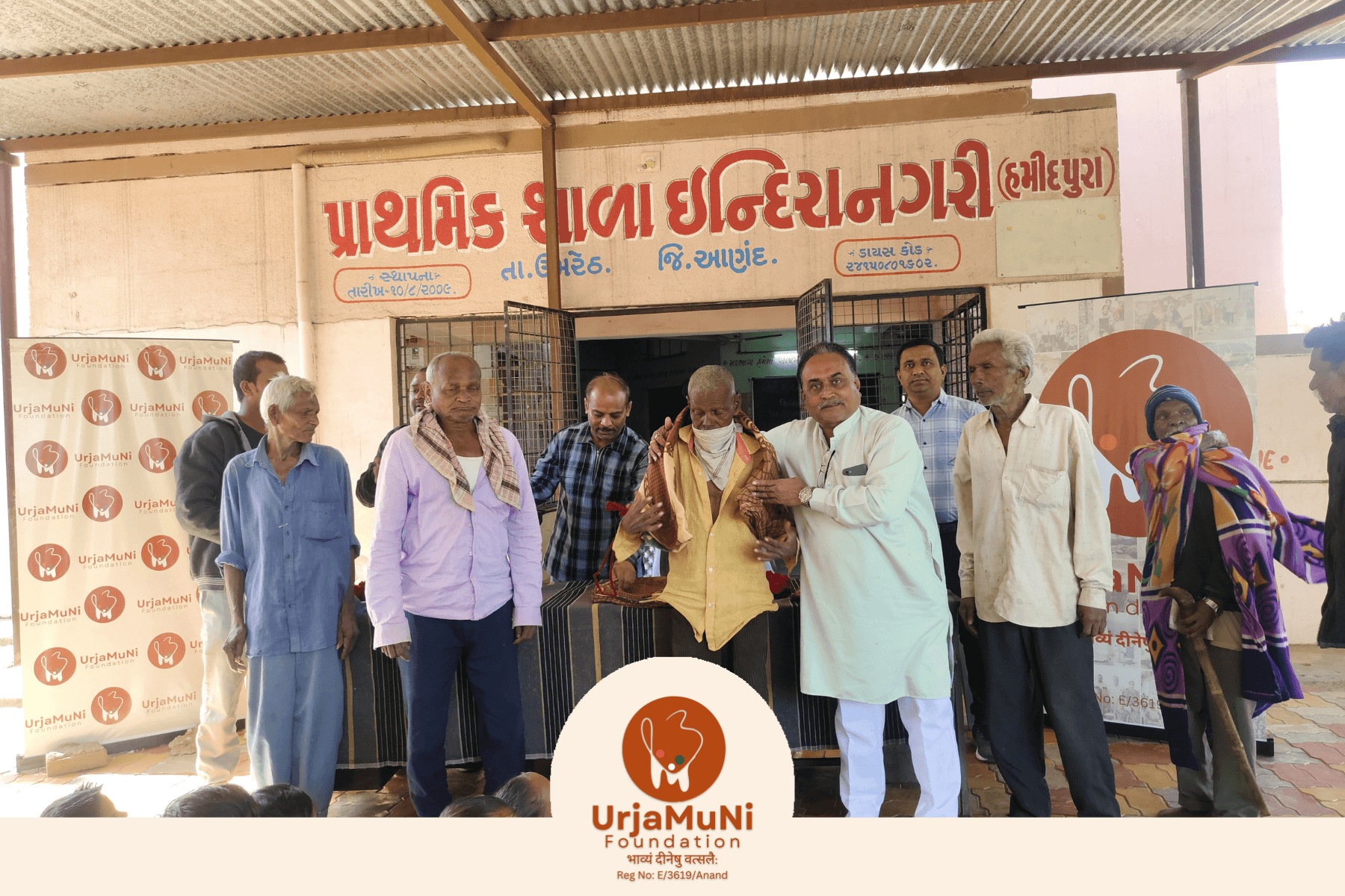 spreading_warmth_and_hope_urjamuni_foundation's_blanket_distribution_drive_1