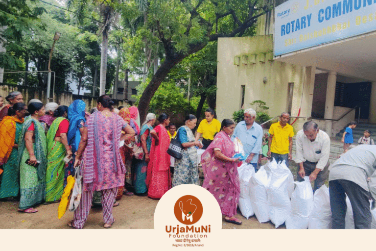 विधवा, निराश्रित एवं एच.आई.वी. पीड़ित बहनों के लिए ऊर्जामुनि फाउंडेशन की करुणामयी सेवा